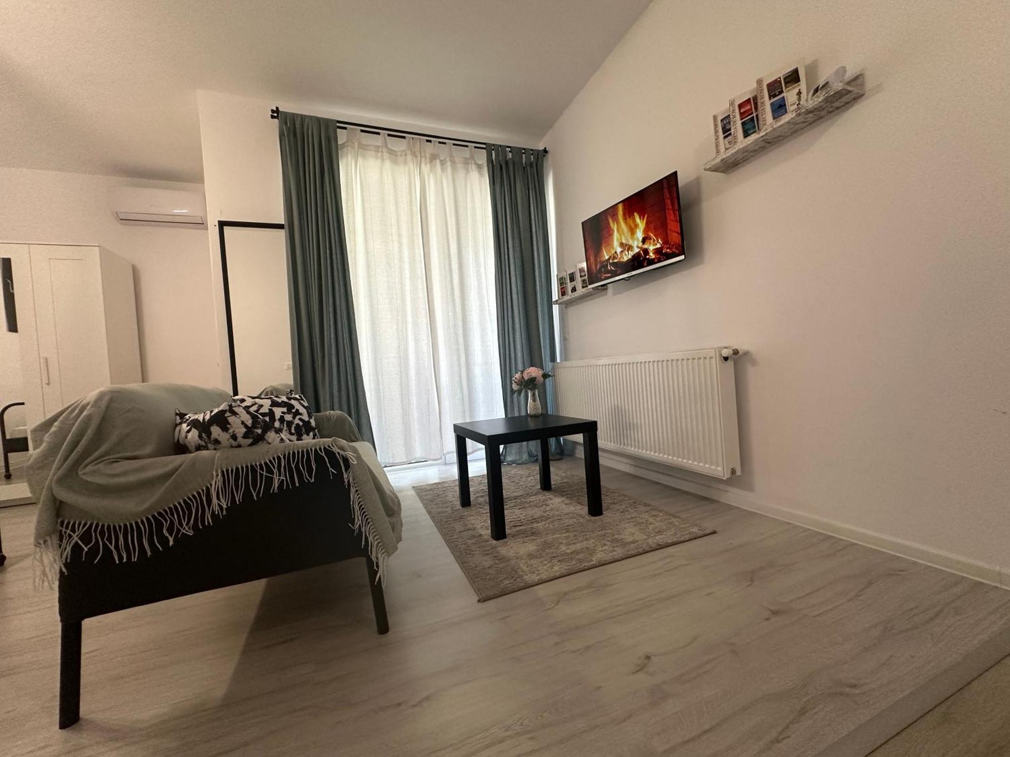 Garsoniera In Complex Rezidential Lägenhet Bukarest Exteriör bild