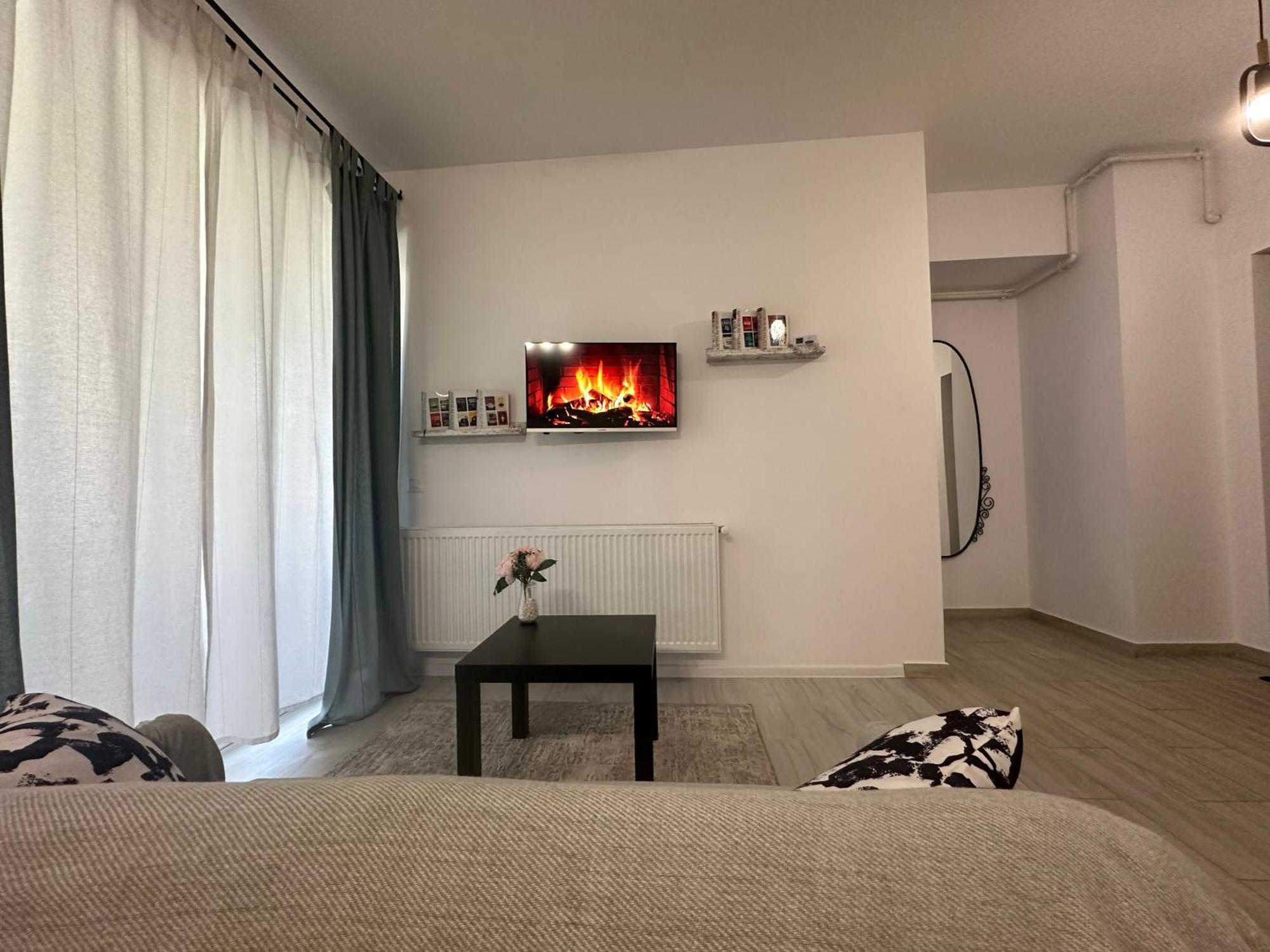Garsoniera In Complex Rezidential Lägenhet Bukarest Exteriör bild